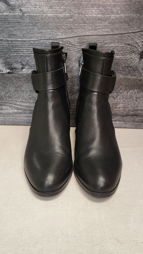 Hush Puppies Black Saturn Ankle Boot (6.5)