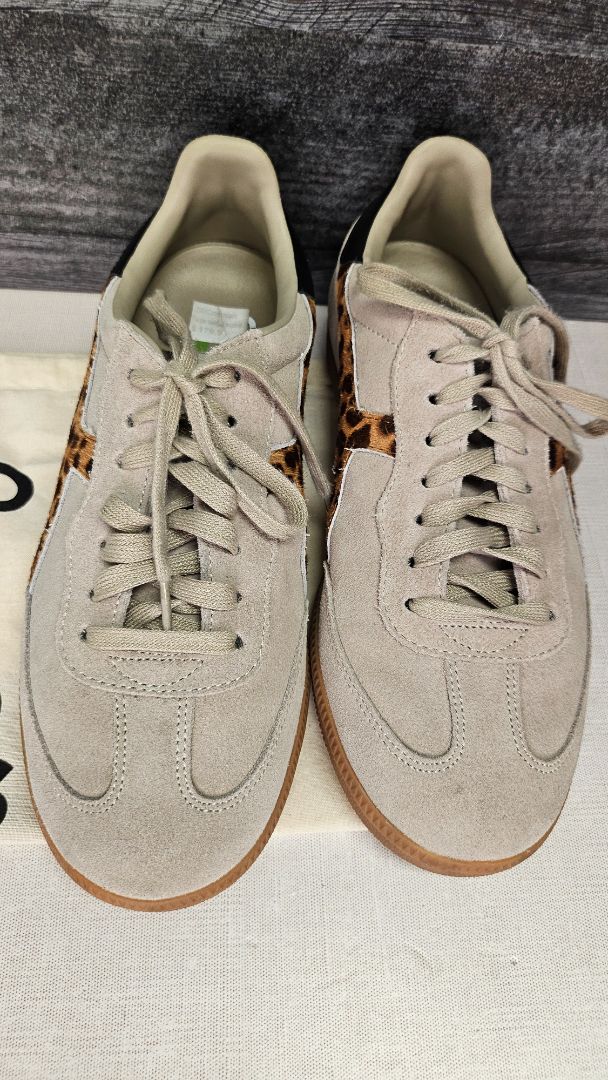 Good Sole Taupe 2001 Crossroads (40)