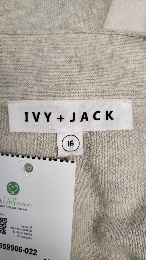 Ivy + Jack Marle Grey Cardi Knit (16)