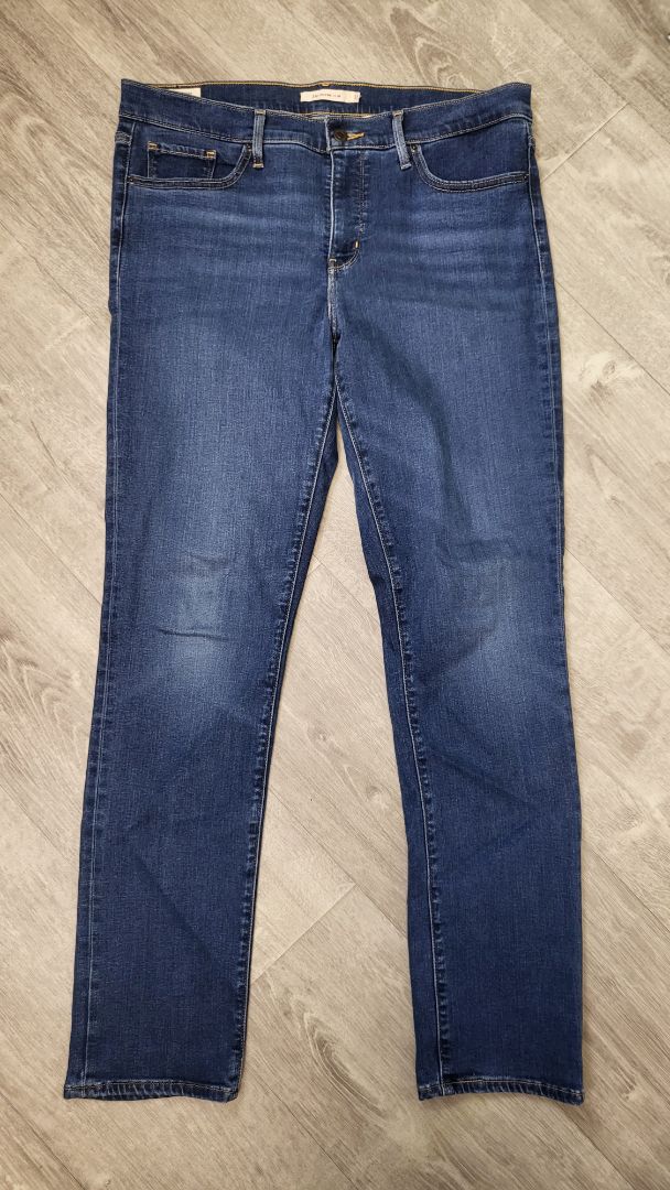 Levi Dark Blue 312 Jeans (14)