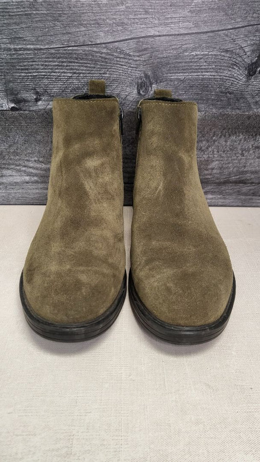 Aco Green Suede Ankle Boot (40)