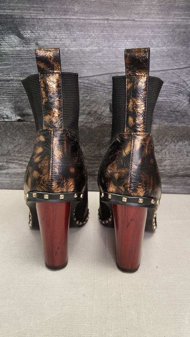 Maher  Bronze Boot (39)
