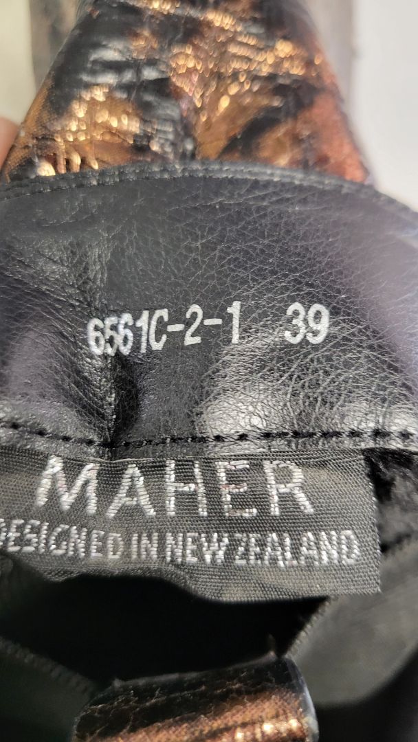 Maher  Bronze Boot (39)