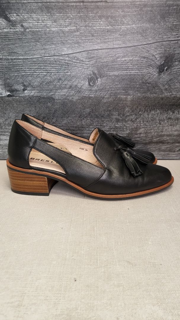 Bresley Black Leather Loafer (38)
