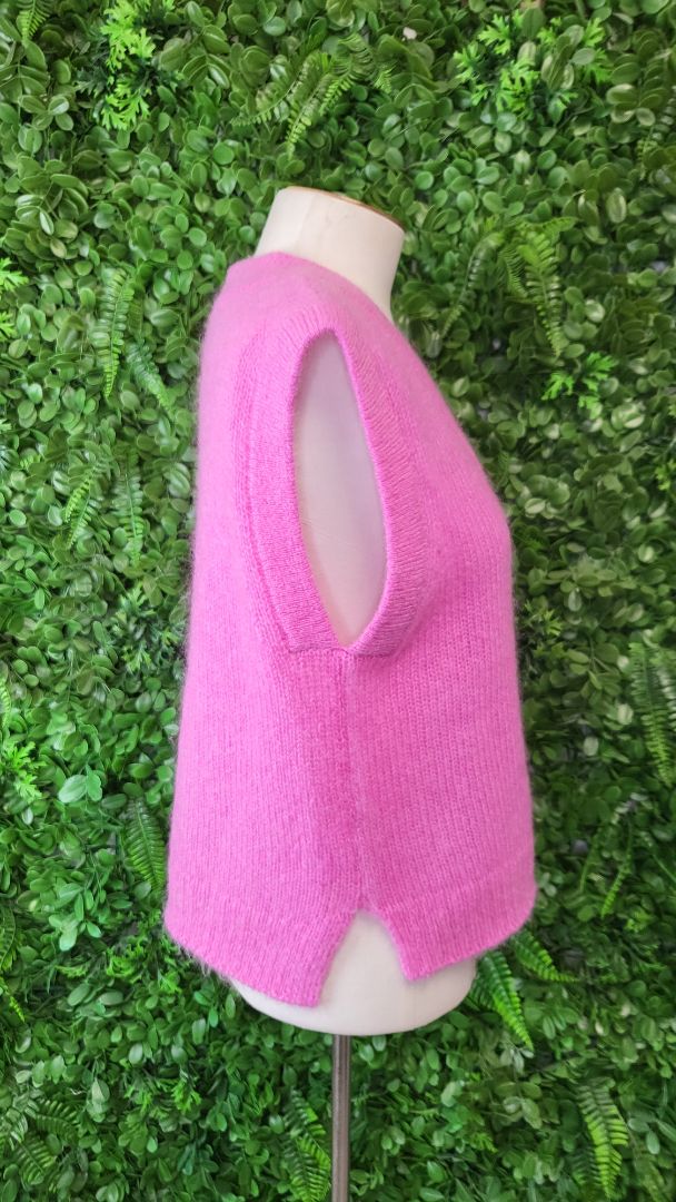Country Road Pink Vest (12)