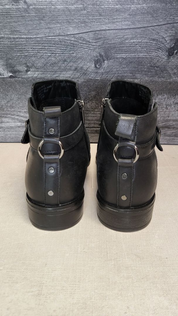Ziera Black Leather Ankle Boot (39)