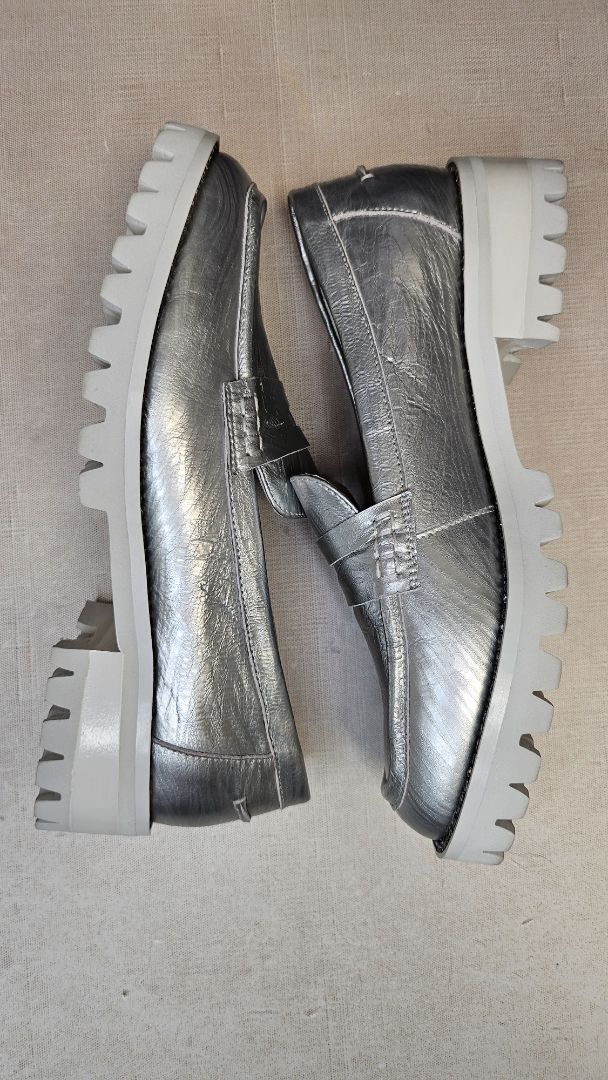 Bresley Silver Loafer NEW (37)