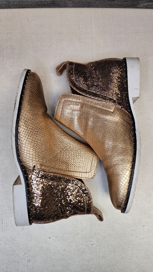Hey Monday Augustine Rose Gold Metallic Bootie (37)
