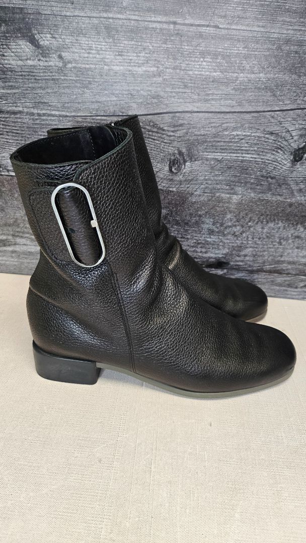 Arche Black Leather Boot (38)
