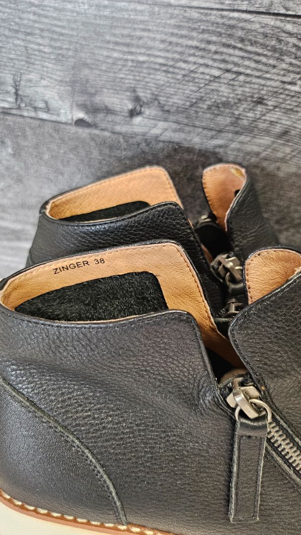 Gelato Black Zinger Boot (38)