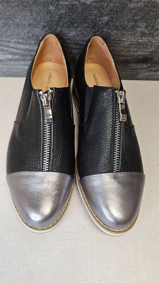 Isabella Anselmi Silver/Black Zip Flats New (37)