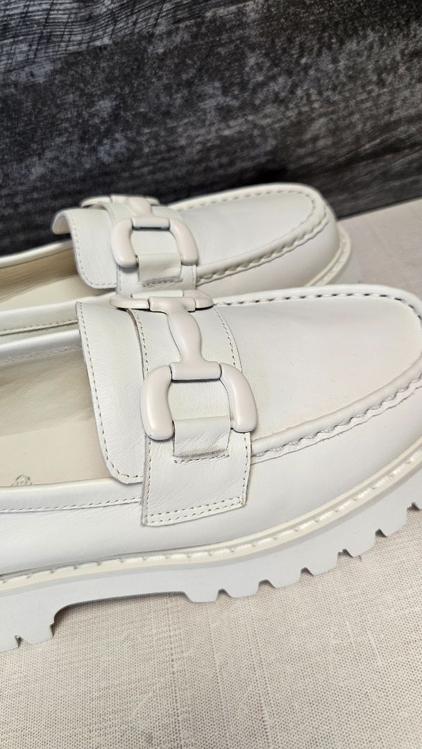 Charlie Rose White Chunky Loafer (37)