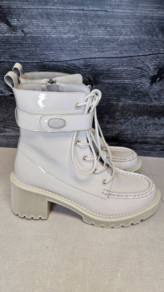 Django & Juliette Cream Patent leather ankle boots (37)