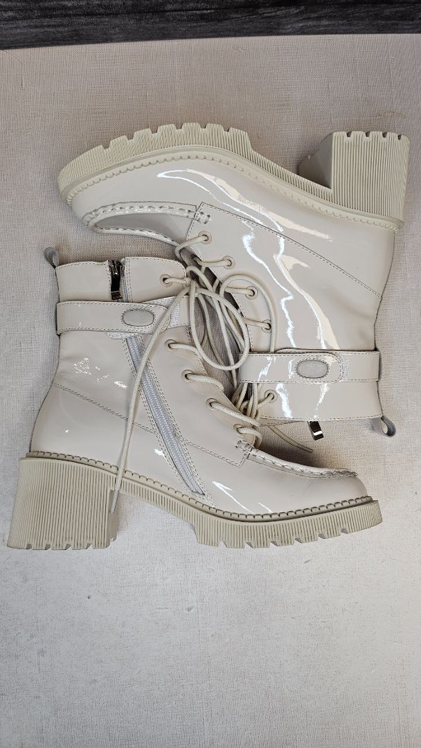 Django & Juliette Cream Patent leather ankle boots (37)