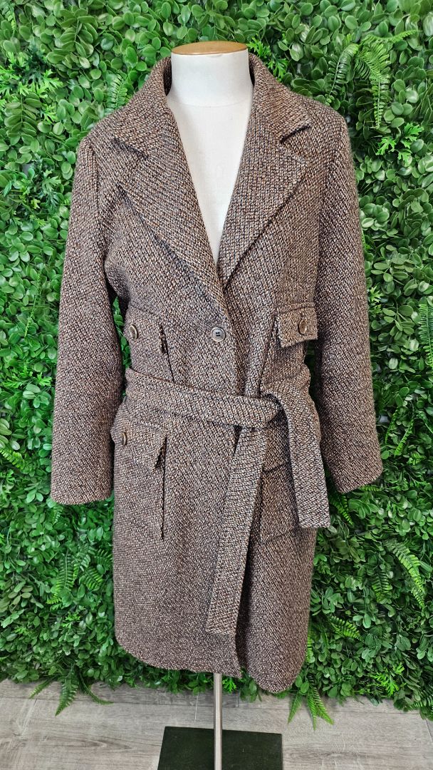 Manuela Bastos Multi Textured Coat (12)