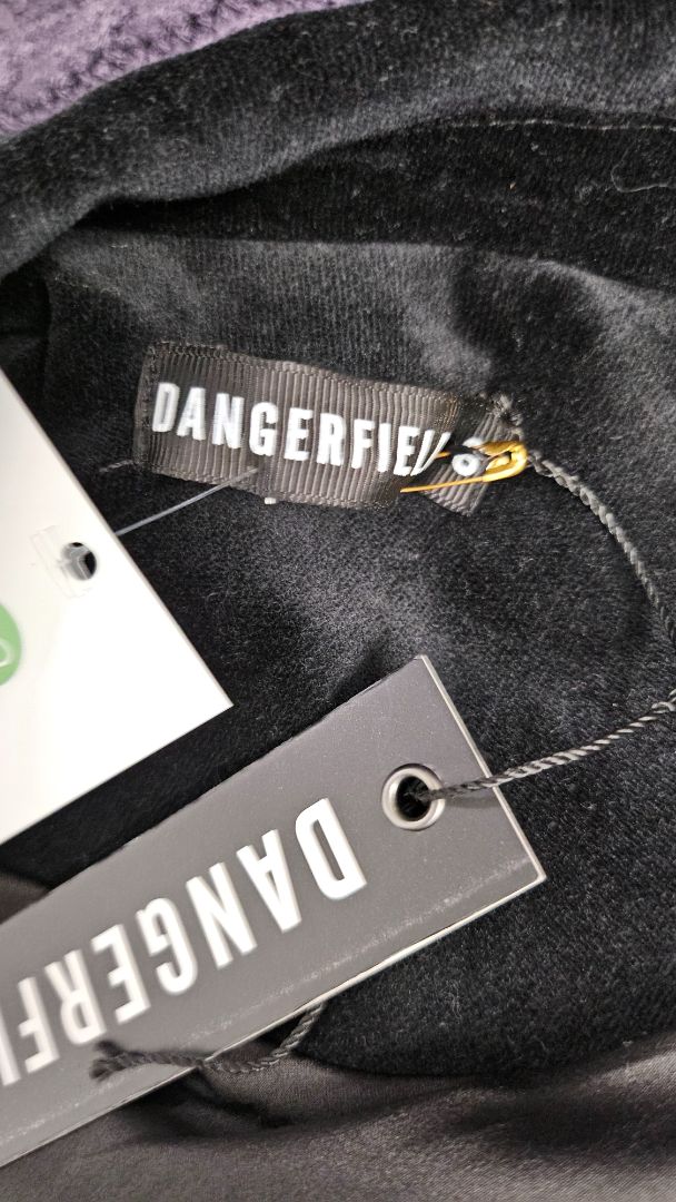 Dangerfield Black Velvet Blazer (8)