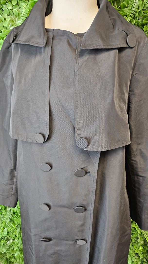 Stitches Black Light Trenchcoat (12)