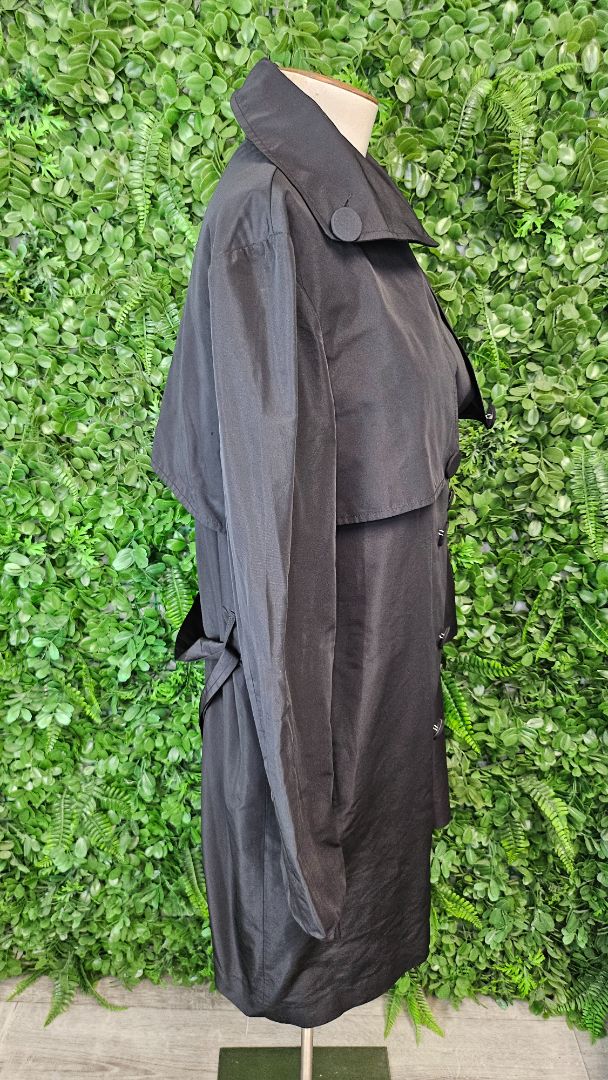 Stitches Black Light Trenchcoat (12)