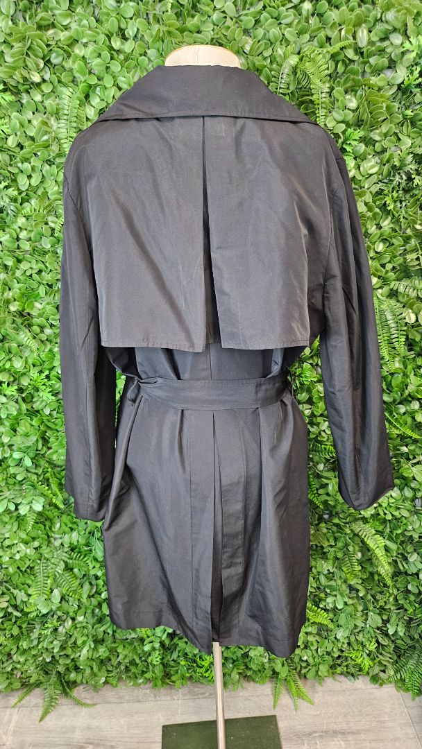 Stitches Black Light Trenchcoat (12)