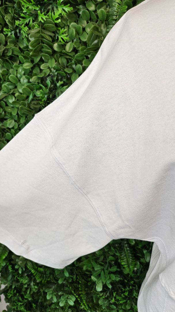 Decjuba White Fitted Waist Tee BNWT (12)