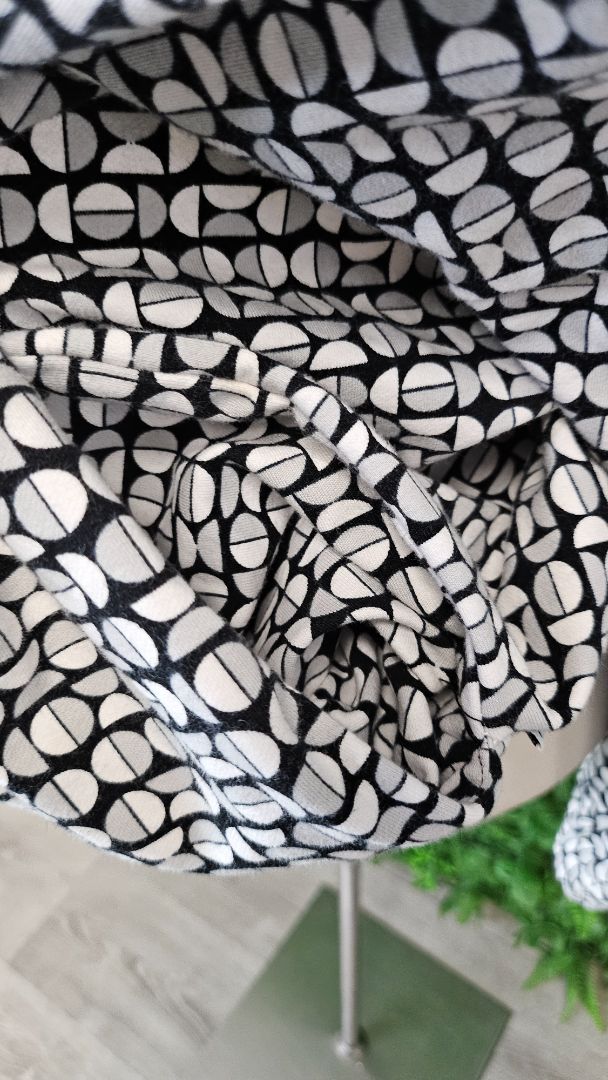 Home-Lee Print Print Hoodie (18)