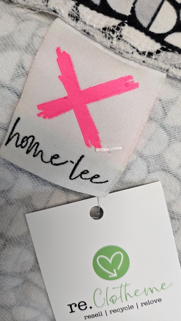 Home-Lee Print Print Hoodie (18)