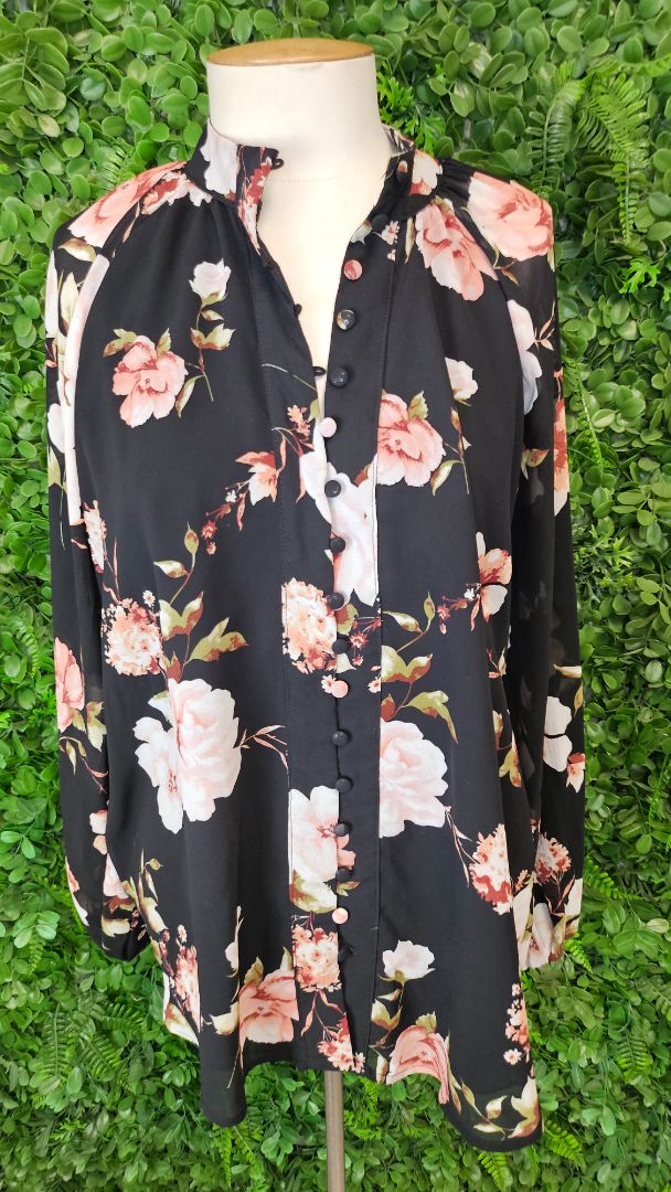 Vine Apparel Print Lightweight Blouse (14)