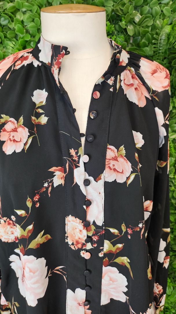 Vine Apparel Print Lightweight Blouse (14)