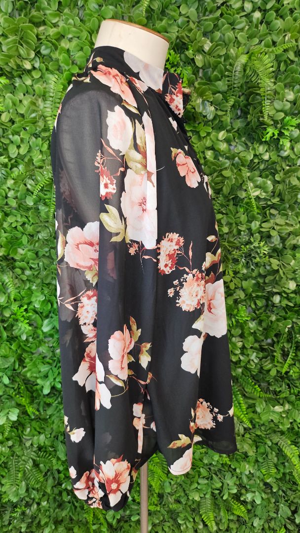Vine Apparel Print Lightweight Blouse (14)