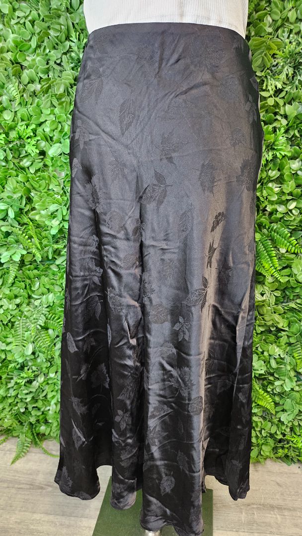 Loughlin Black Sateen Skirt (10)