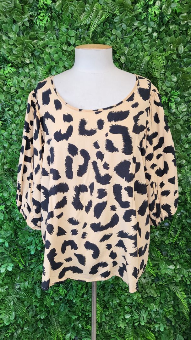 New U Collection Animal Puff Sleeve Top (16)