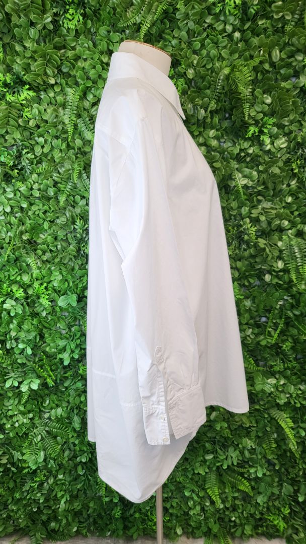 Caroline Sills White Boyfriend Shirt (14)