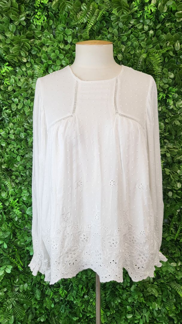 Fate Cream Broderie Top (12)
