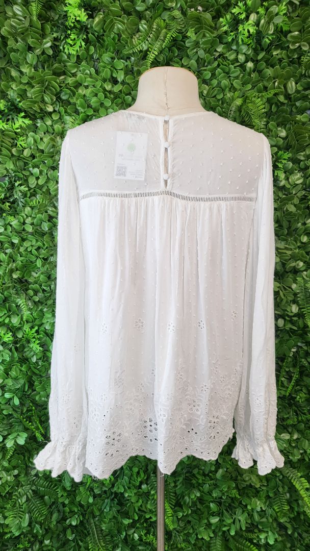 Fate Cream Broderie Top (12)