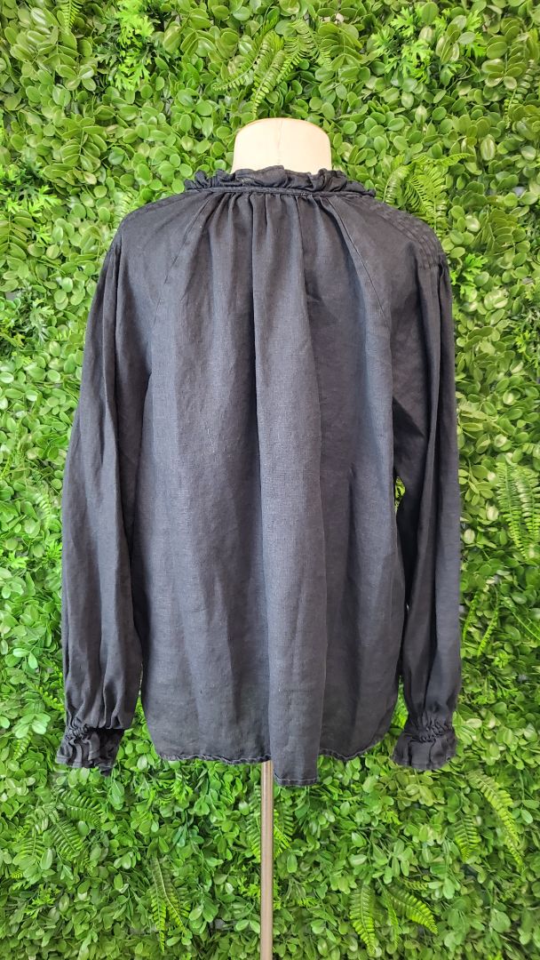 Reunion Label Washed Black Linen Top (12)