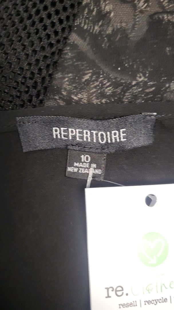 Repertoire Multi Wind Swept Top (10)