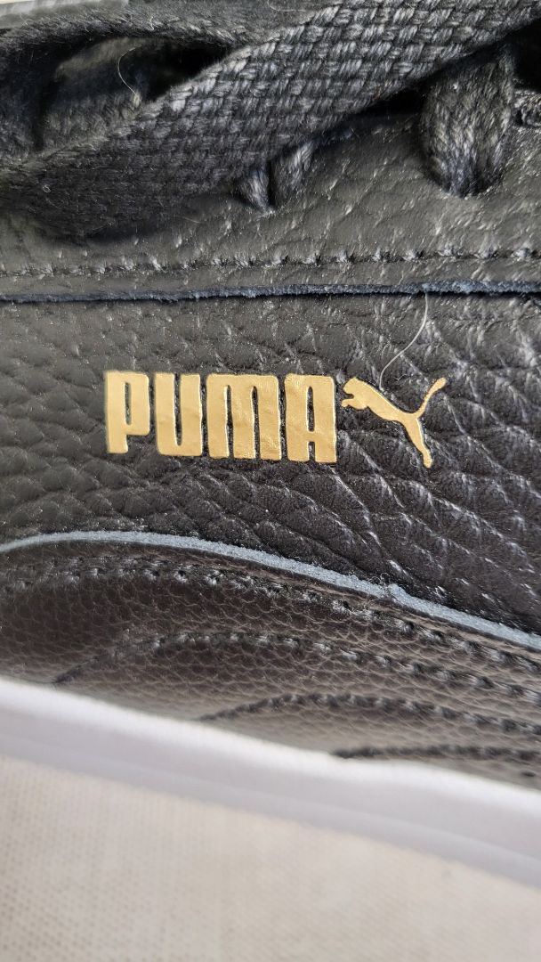 Puma Black Carina Sneakers (40)