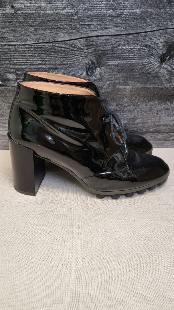 Robert Clergerie Black Patent Boot (40)