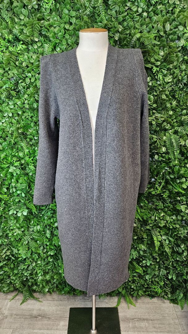 Decjuba Grey Longline Cardigan (10)