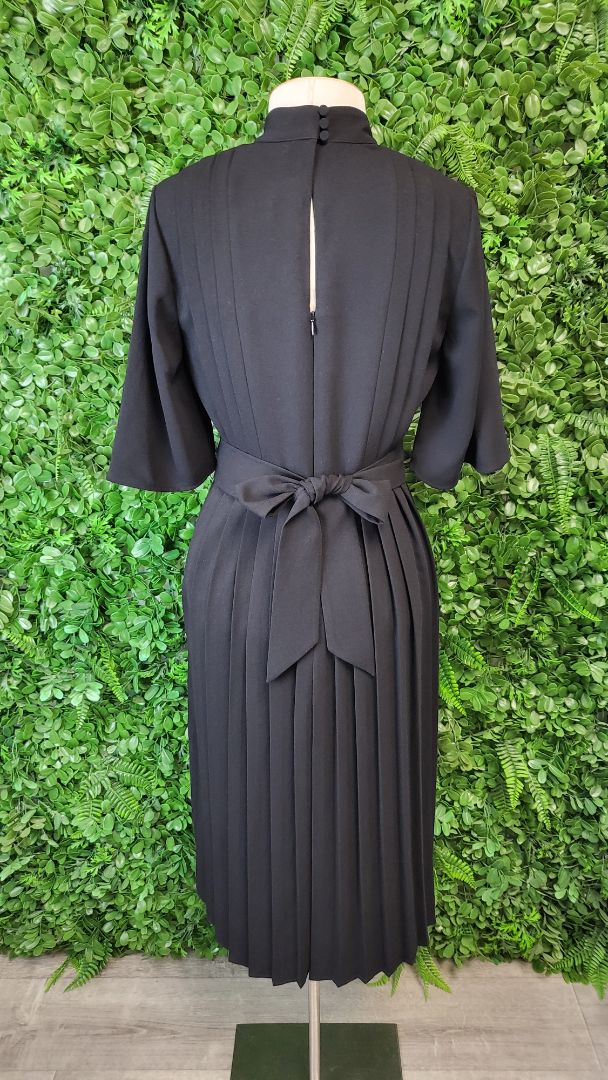 Witchery Black Pleat Dress BNWT (6)