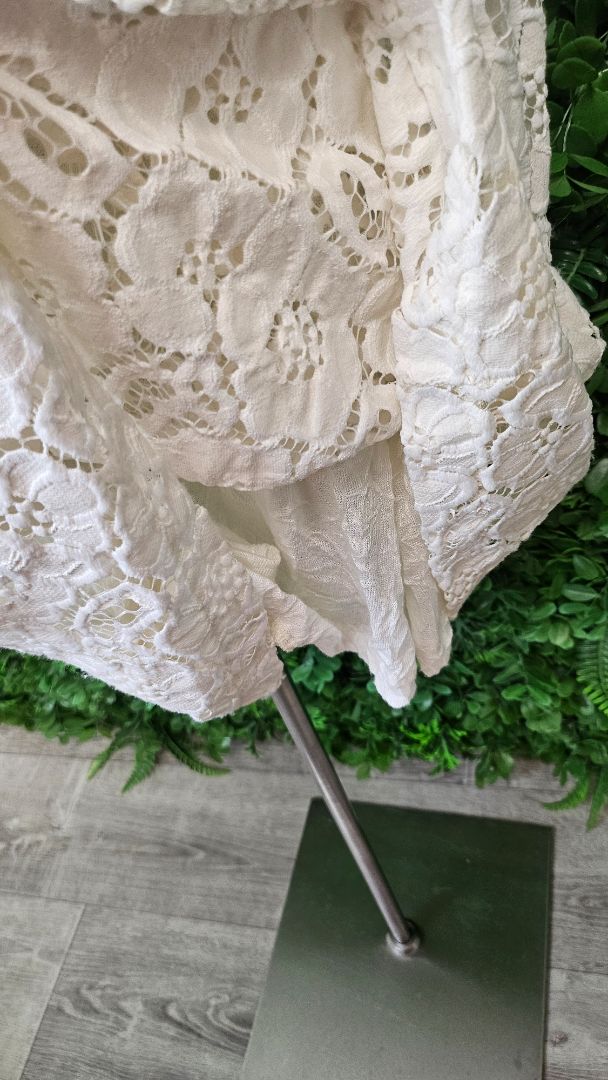 V Designs Cream Lace and Pearl Dress (14)