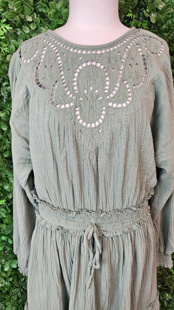 Next Sage Yoke Dress (12)