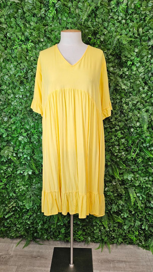 Coco & Belle Yellow Dresses (16)