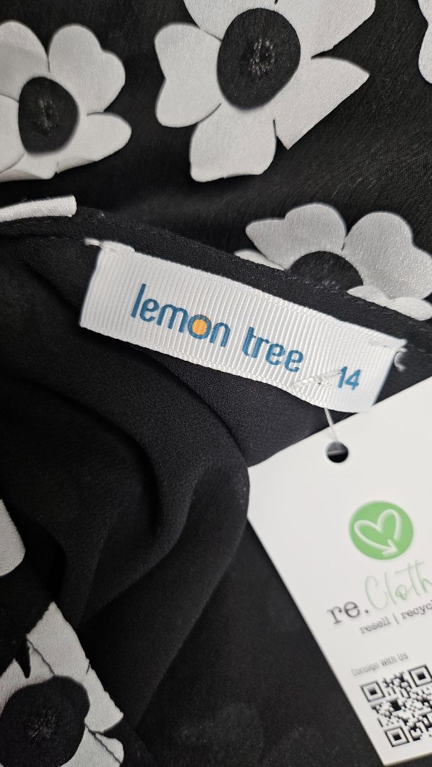 Lemon Tree Black/White 3D Flower Dress (14)