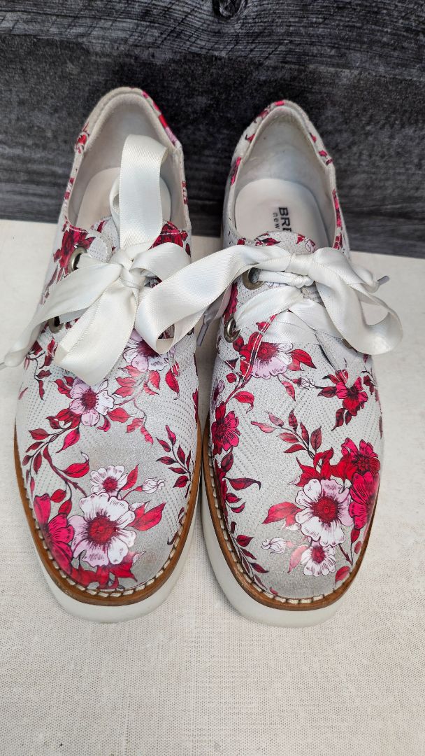 Bresley Floral Pronto Lace Up (39)