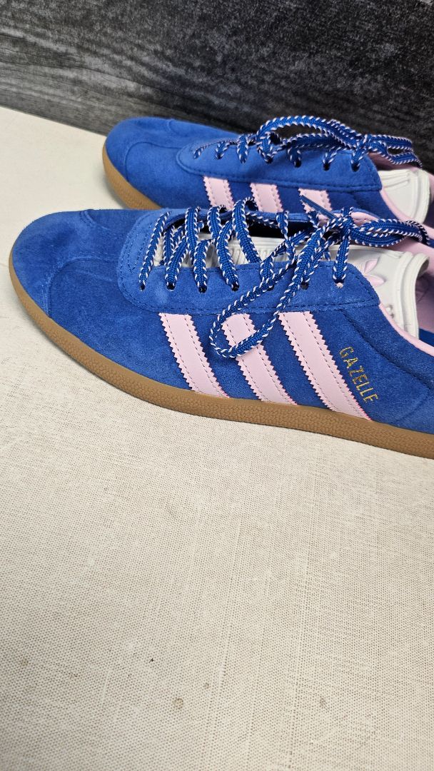 Gazelle Adidas Flats (39)