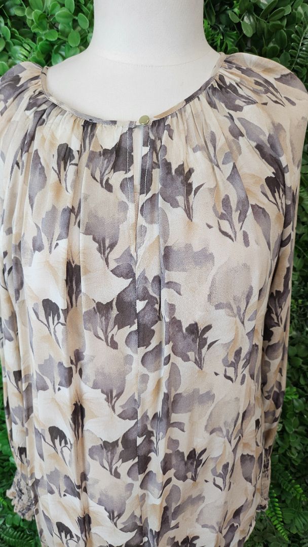 Fate + Becker Print Lightweight Top (12)