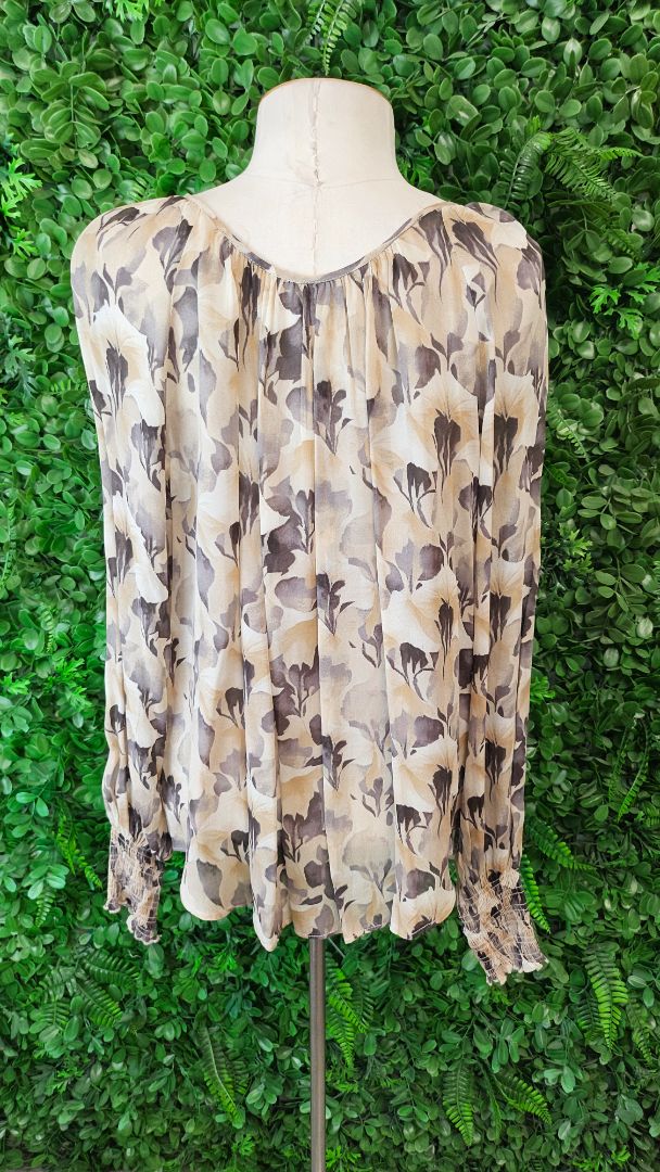 Fate + Becker Print Lightweight Top (12)