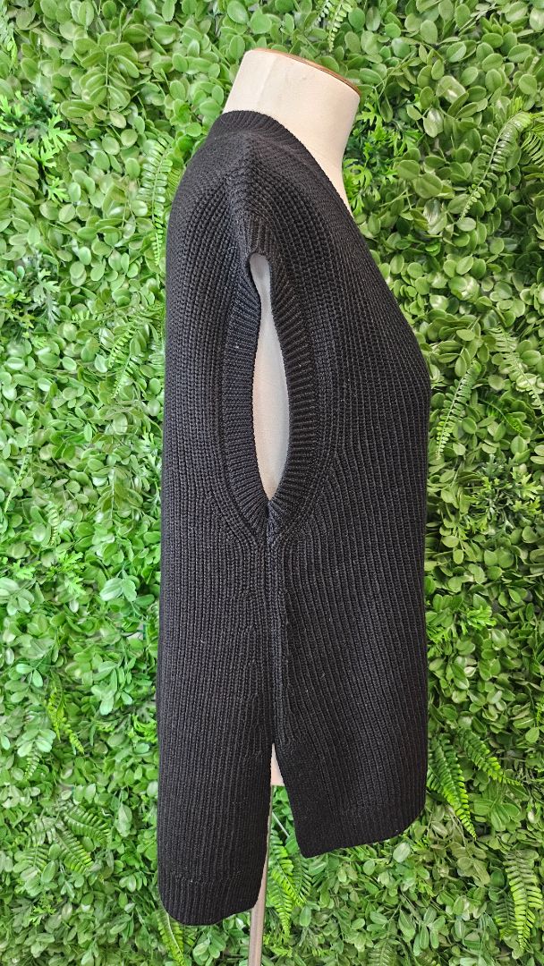 Foil Black Knit Vest (14-16)