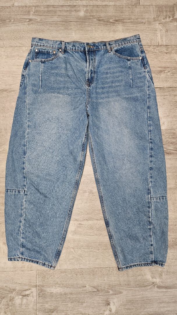 Among The Brave Mid Bue Graduate 90s Barrel Jeans BNWT (16)
